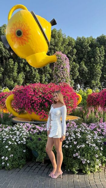Full leaked Majecka private onlyfans photo
