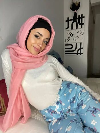 Full leaked Malikafaris private onlyfans photo