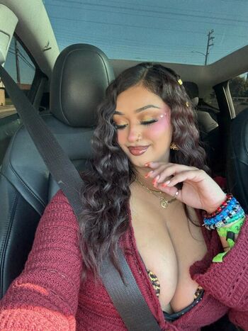 Full leaked Mamikaur private onlyfans photo