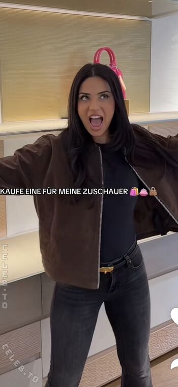 Full leaked Mariamalkk private onlyfans photo
