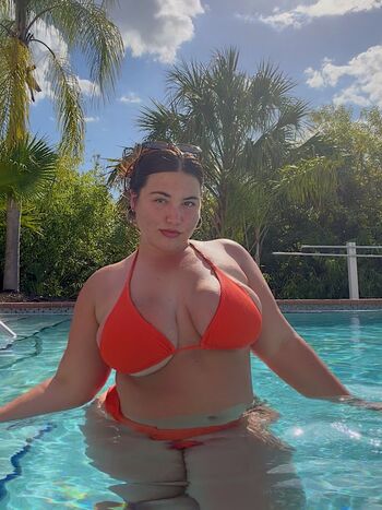 Mariella_o6