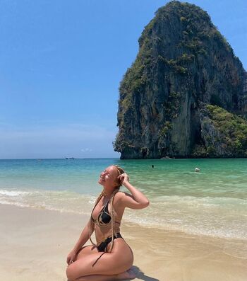 Full leaked Marzzzz page private onlyfans photo