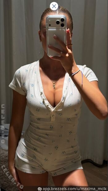 Full leaked Maxima mclk private onlyfans photo