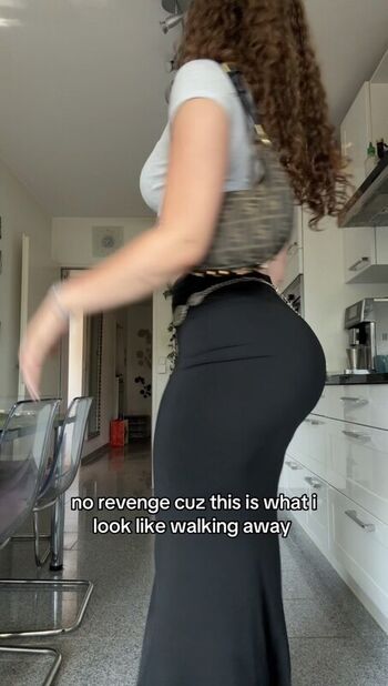 Full leaked Mayaa zr private onlyfans photo