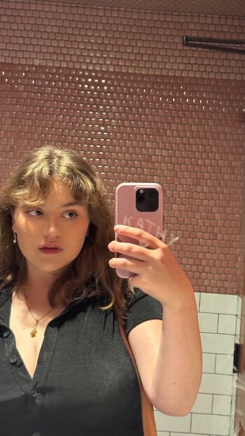 Full leaked Mayaisfiya private onlyfans photo