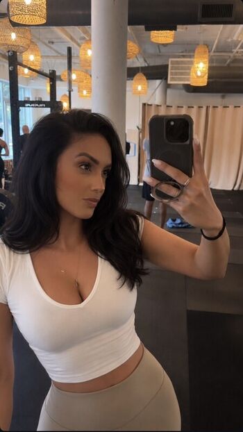 Melanie Rios