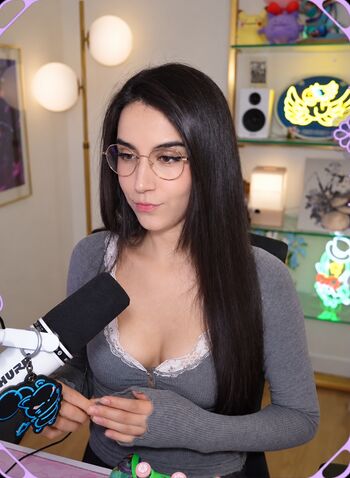 Full leaked Midna private onlyfans photo