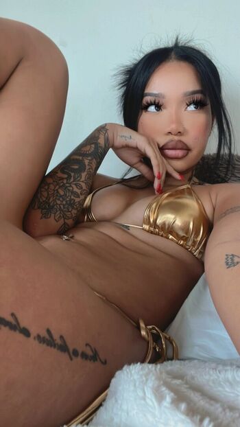 Full leaked Mikaadenise private onlyfans photo