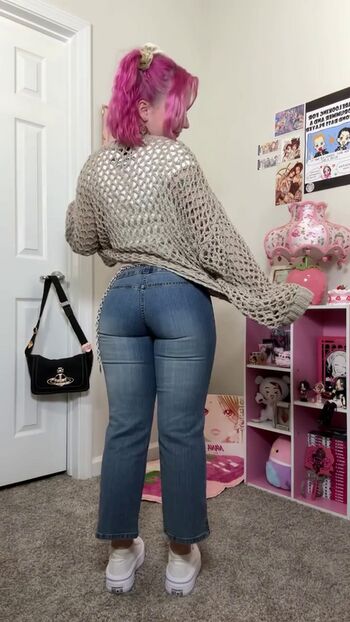 Full leaked Mildhippie page private onlyfans photo