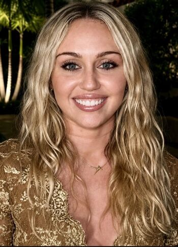 Full leaked Miley cyrus page private onlyfans photo