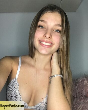 Mili Cisneros