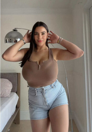Full leaked Gumbun/ private onlyfans photo