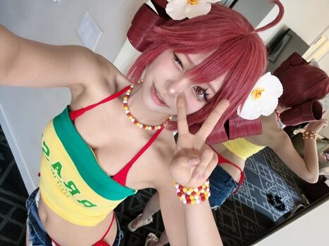 min_cosplay