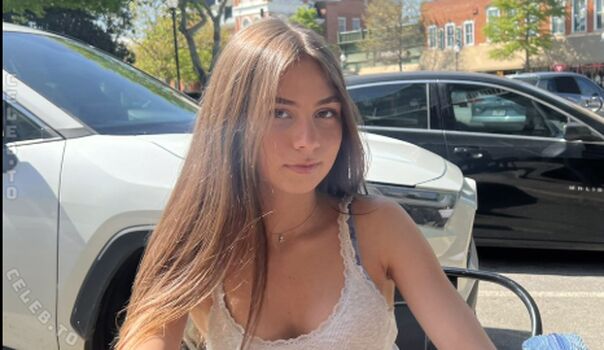 Full leaked Minicaryn private onlyfans photo