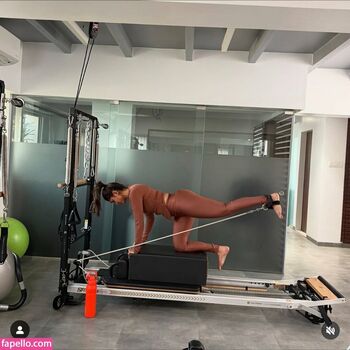 Mrunal thakur