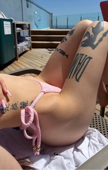 Full leaked Aoy queen/ private onlyfans photo