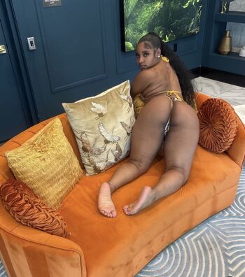 Full leaked Myaxunique samya unique private onlyfans photo