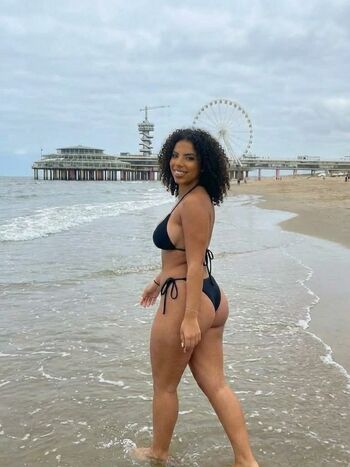 nadiasultanx