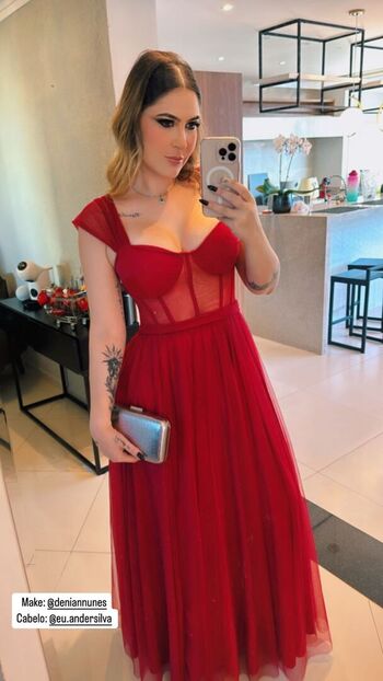 Full leaked Nahzinhaa private onlyfans photo