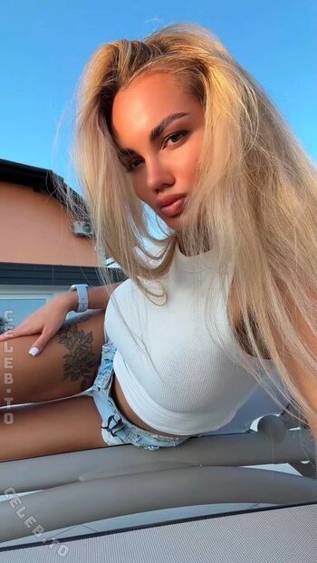 Nelly_nell