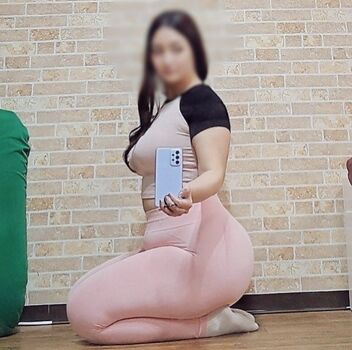 Nene_booty