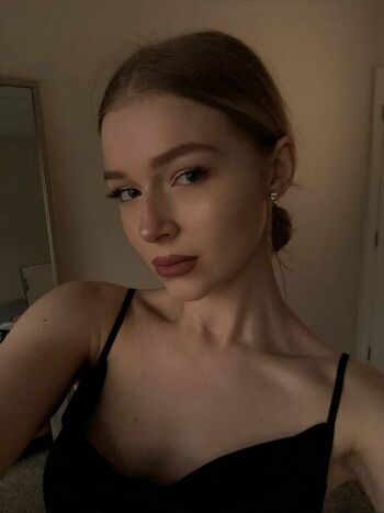 Full leaked Nerushimav page private onlyfans photo