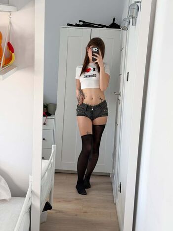 Full leaked Casey lee / private onlyfans photo