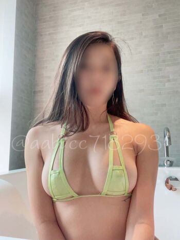 Full leaked Karinaxoxo/ private onlyfans photo