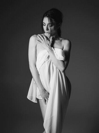Full leaked Ninamissfit model private onlyfans photo