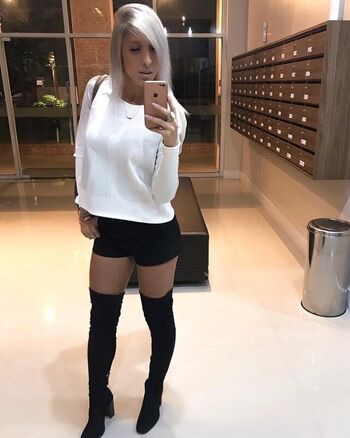 Nini Oliveira