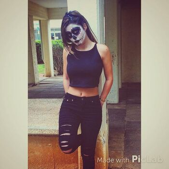 Nitzan Rom