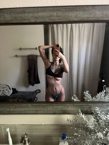 Full leaked Ofluststar private onlyfans photo