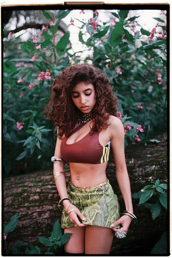 Omari Amina
