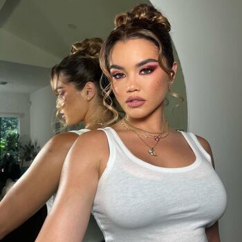Full leaked Paris berelc page private onlyfans photo