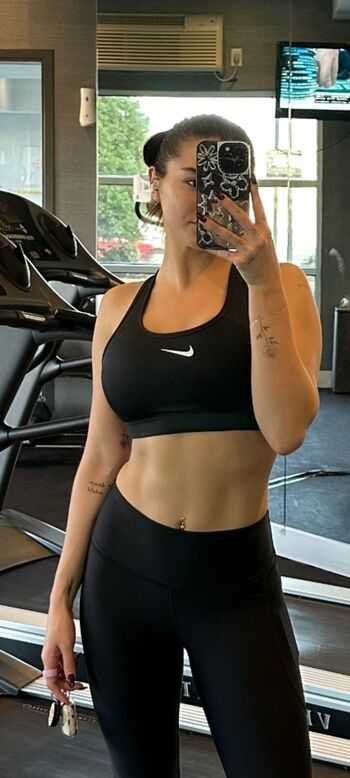 Full leaked Paris berelc page private onlyfans photo