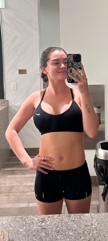 Full leaked Paris berelc page private onlyfans photo