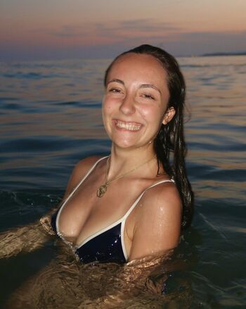 Full leaked Paula hfa private onlyfans photo