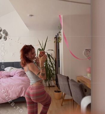 Full leaked Phline private onlyfans photo