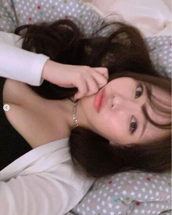 Full leaked Eunji pyoapple / private onlyfans photo