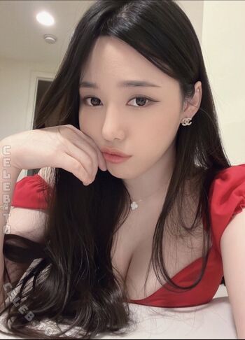 Full leaked Ninicherri/ private onlyfans photo