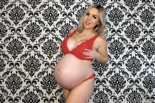 Full leaked Pregnantsam private onlyfans photo