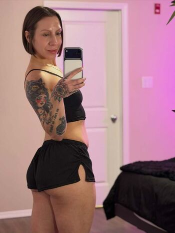 queenkofficial