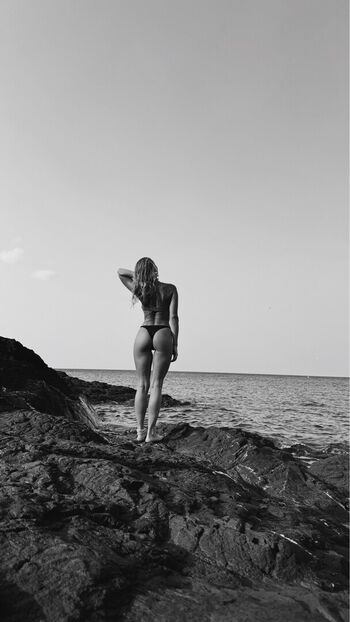 Rhy Elyse