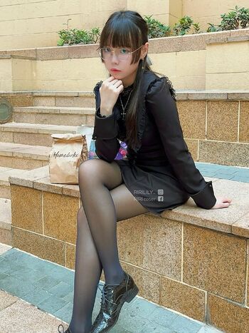 ririlily_