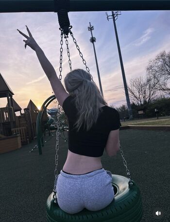Roxy_raeee