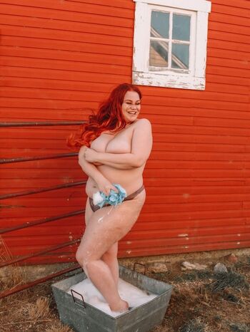 Ruby Roxx