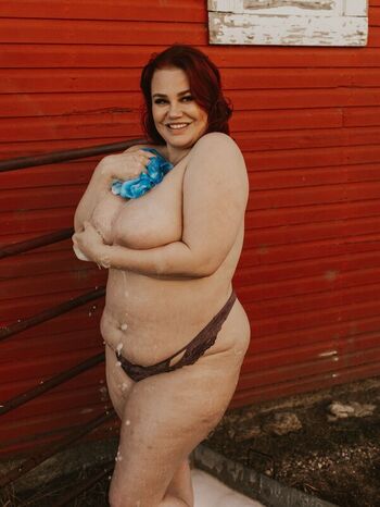 Ruby Roxx