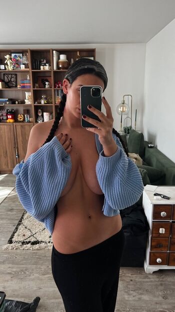 Full leaked S asha page private onlyfans photo