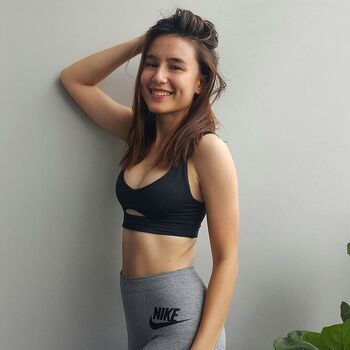 Saffron Sharpe