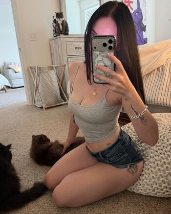 Full leaked Saikui private onlyfans photo